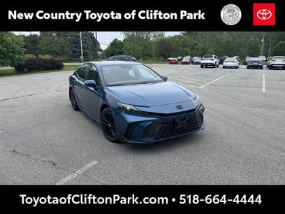 Used 2025 Toyota Camry SE w/ Convenience Package