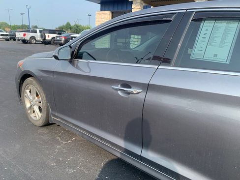 Used 2018 Hyundai Sonata Limited FWD image 12