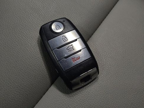 Used 2017 Kia Sportage EX w/ EX Premium Package FWD image 32