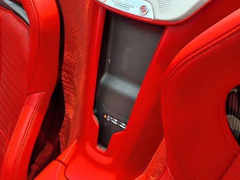 Used 2025 Chevrolet Corvette Stingray Premium Conv w/ Z51 Performance Package image 18