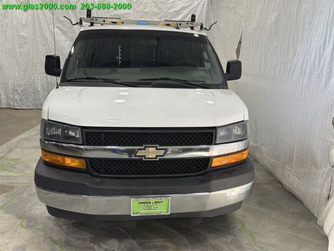 Used 2019 Chevrolet Express 2500 w/ Driver Convenience Package RWD image 19