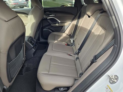 New 2025 Audi Q5 Premium Plus image 10
