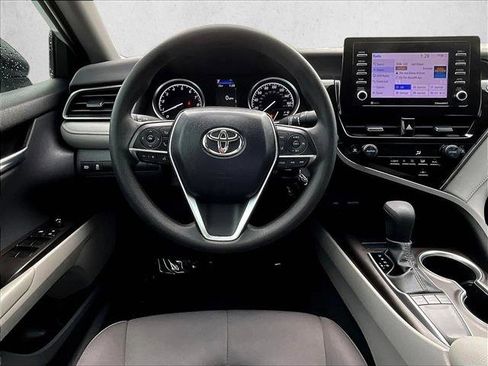 Used 2023 Toyota Camry LE image 7