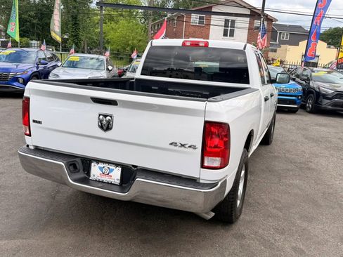 Used 2024 RAM 1500 Classic SLT AWD/4WD image 7