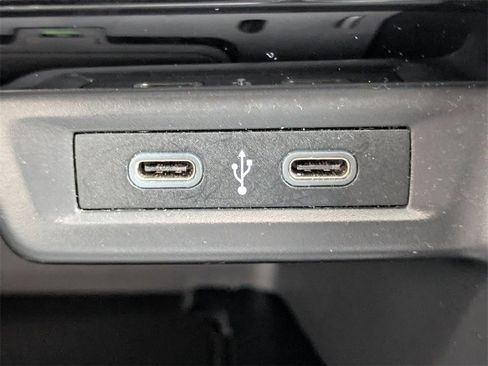 Used 2023 Volkswagen Jetta SE image 23