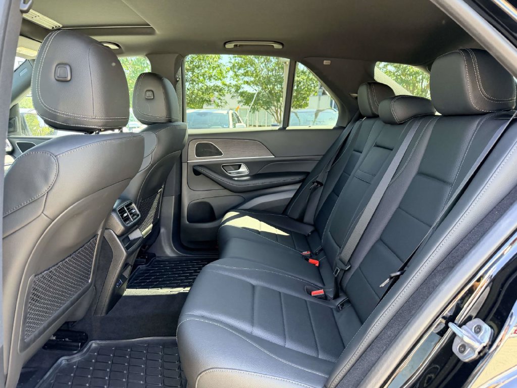Used 2025 Mercedes-Benz GLE 350 4MATIC image 16
