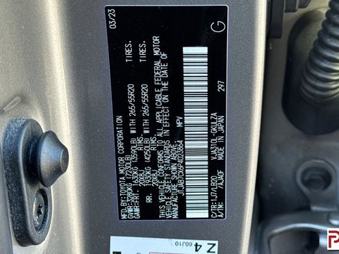 Used 2023 Lexus LX 600 4WD w/ Interior Upgrade Package image 39