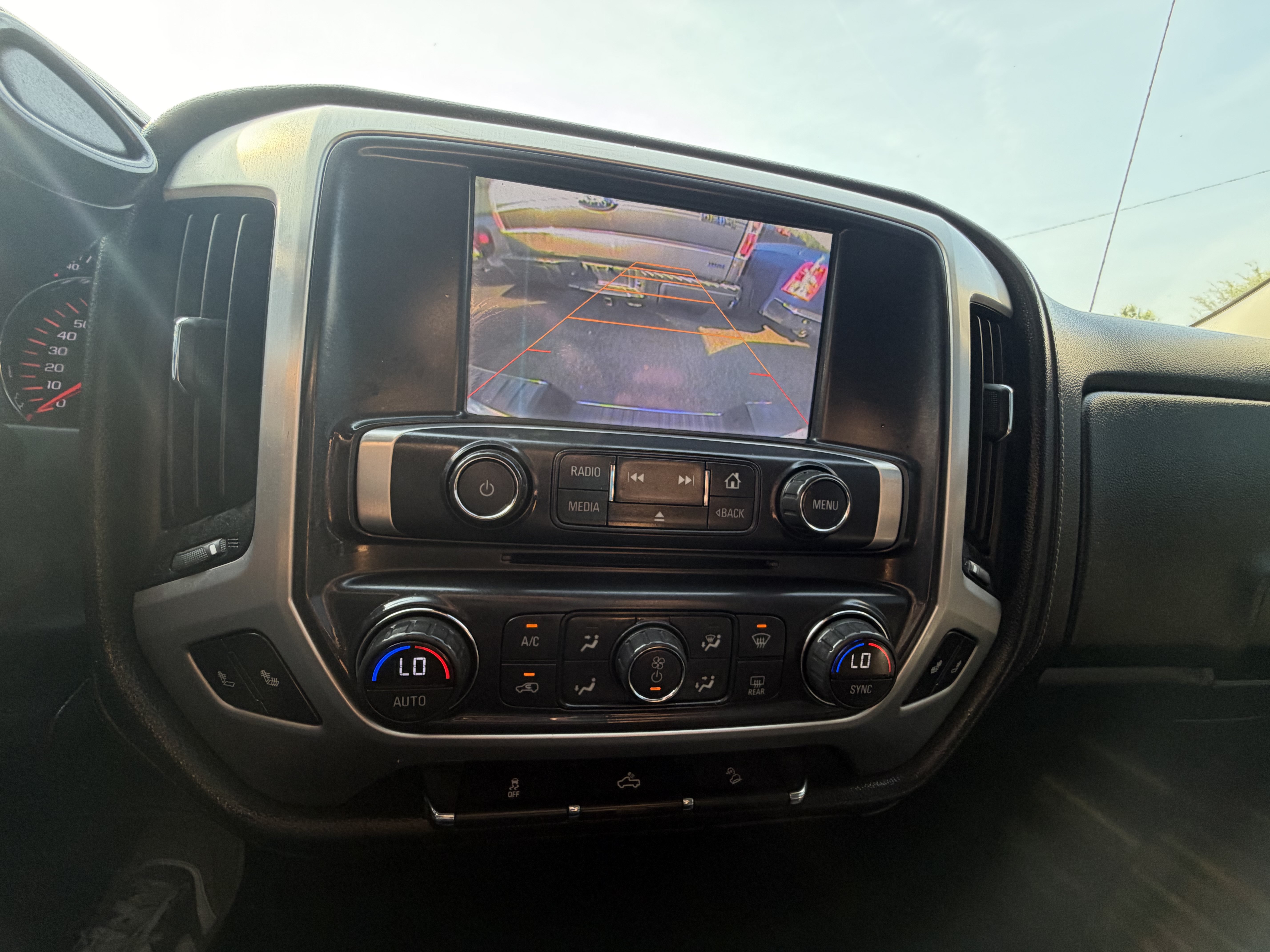 Used 2014 GMC Sierra 1500 SLE w/ SLE Value Package AWD/4WD image 17