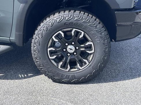 New 2026 Chevrolet Silverado 1500 ZR2 AWD/4WD image 10