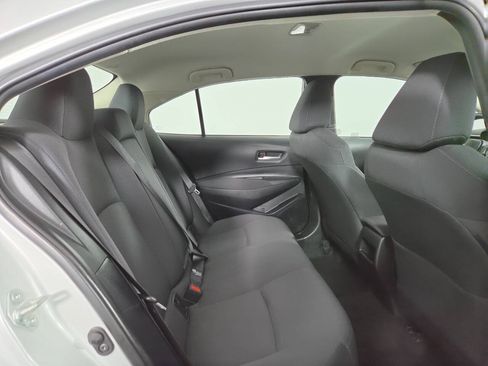 Used 2021 Toyota Corolla LE FWD image 27