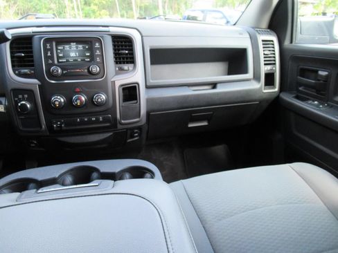 Used 2018 RAM 3500 Tradesman w/ Chrome Appearance Group AWD/4WD image 14