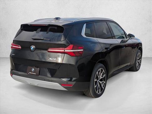 Used 2026 BMW X3 xDrive30i w/ Premium Package AWD/4WD image 2