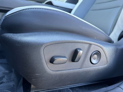 Used 2025 Honda Prologue Touring image 15