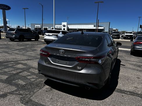 Used 2023 Toyota Camry XLE w/ Navigation Package AWD/4WD image 5