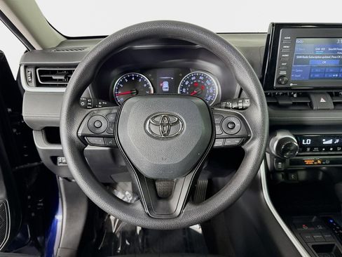 Used 2021 Toyota RAV4 XLE image 13