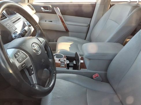 Used 2011 Toyota Highlander Limited image 4