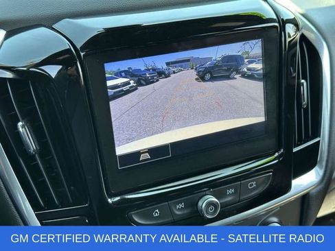 Used 2023 Chevrolet Traverse LT FWD image 4