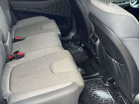 Used 2023 Hyundai Santa Fe SEL image 19