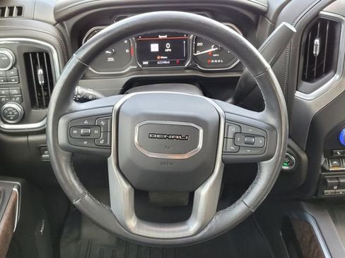Used 2021 GMC Sierra 1500 Denali w/ Driver Alert Package II AWD/4WD image 12