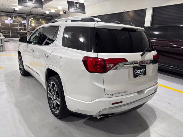 Used 2017 GMC Acadia Denali w/ Technology Package AWD/4WD image 6
