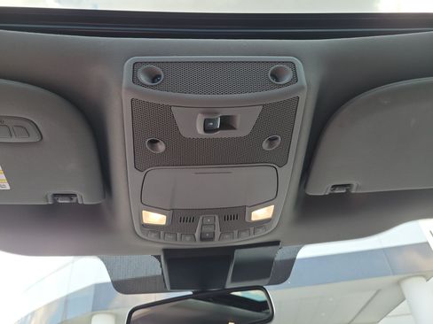 Used 2018 Ford F150 Lariat w/ Equipment Group 502A Luxury AWD/4WD image 30