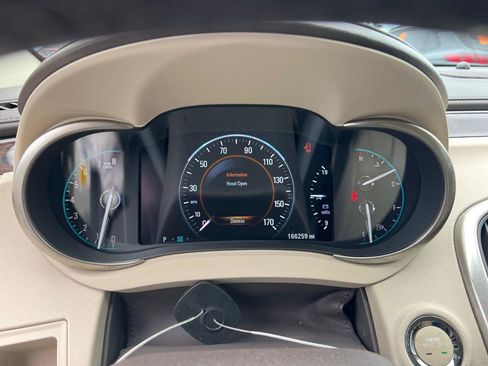 Used 2014 Buick LaCrosse Leather FWD image 18