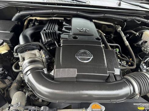 Used 2013 Nissan Frontier SV w/ SV Value Truck Pkg AWD/4WD image 20