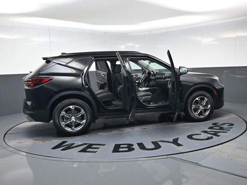 Certified 2024 Chevrolet Blazer LT w/ Convenience Package image 24