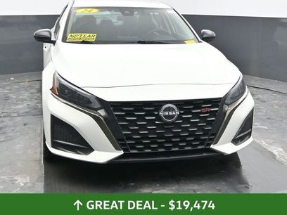 Used 2024 Nissan Altima 2.5 SR