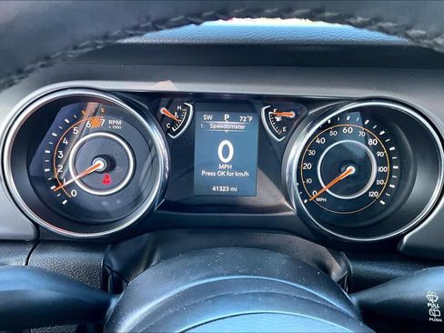 Used 2022 Jeep Wrangler Unlimited Sport AWD/4WD image 10