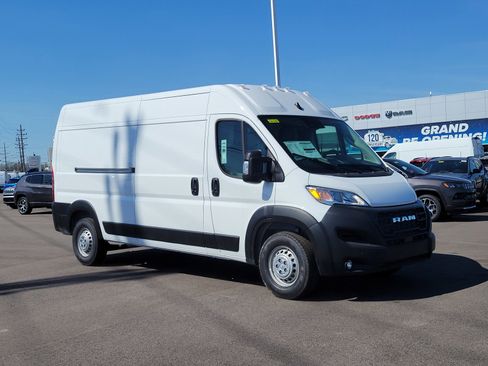 New 2024 RAM ProMaster 2500 w/ Safety Group image 3