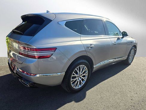 Used 2024 Genesis GV80 2.5T image 3