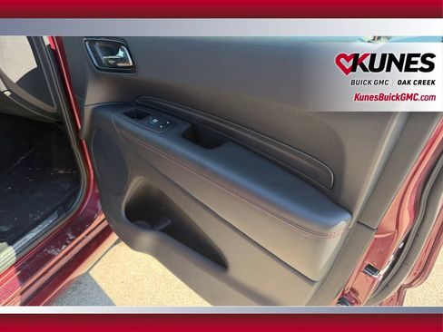 Used 2025 Dodge Durango R/T AWD/4WD image 39