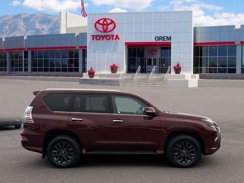 Used 2022 Lexus GX 460 Premium w/ Premium Package AWD/4WD image 3