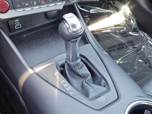 Used 2025 Ford Mustang Premium image 12