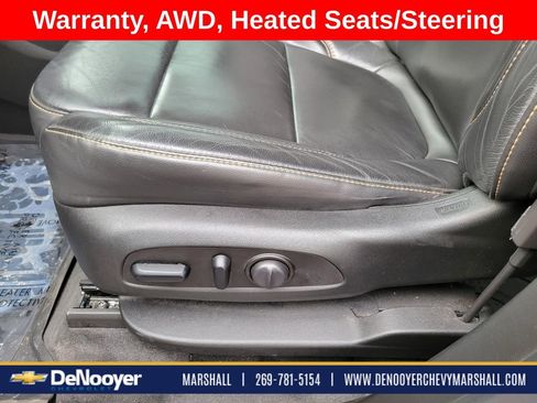 Used 2020 Chevrolet Traverse LT w/ Driver Confidence II Package image 9