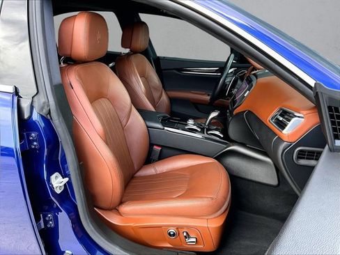 Used 2022 Maserati Ghibli Modena RWD image 9