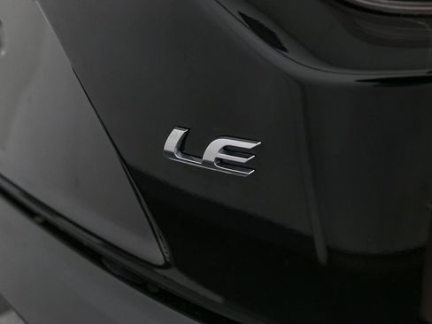 Used 2024 Toyota Corolla LE FWD image 11