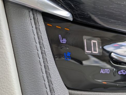 Certified 2023 Cadillac XT6 Premium Luxury image 29