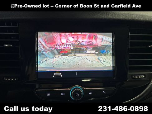 Used 2022 Buick Encore Preferred w/ Safety Package AWD/4WD image 25