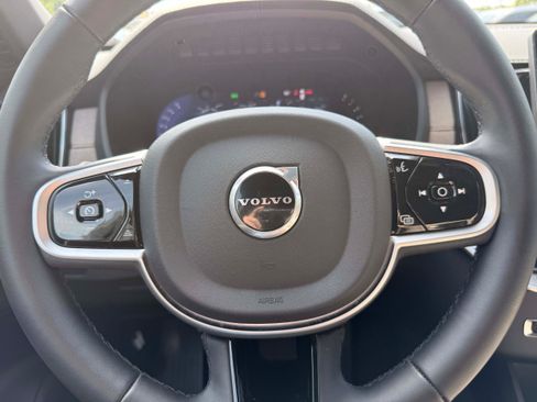 Certified 2026 Volvo XC90 B6 Plus AWD/4WD image 18