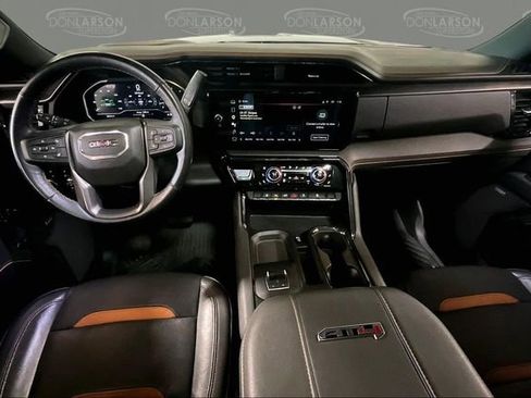 Used 2024 GMC Sierra 2500 AT4 w/ AT4 Premium Plus Package AWD/4WD image 21