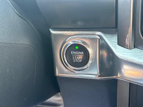 Used 2023 Ford F150 Lariat w/ Equipment Group 502A High AWD/4WD image 38