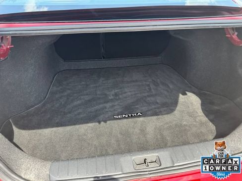 Certified 2025 Nissan Sentra SV FWD image 9