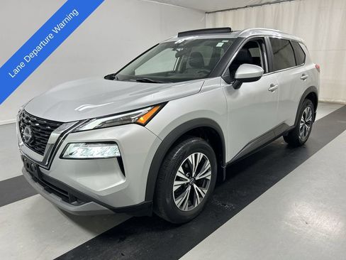 Used 2023 Nissan Rogue SV w/ SV Premium B Package image 5
