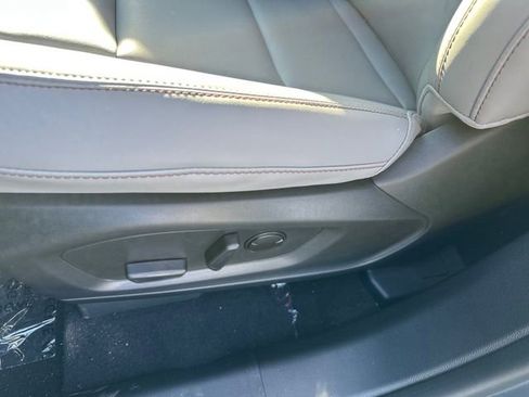 New 2026 Ford Explorer Active w/ Active Comfort Package image 25