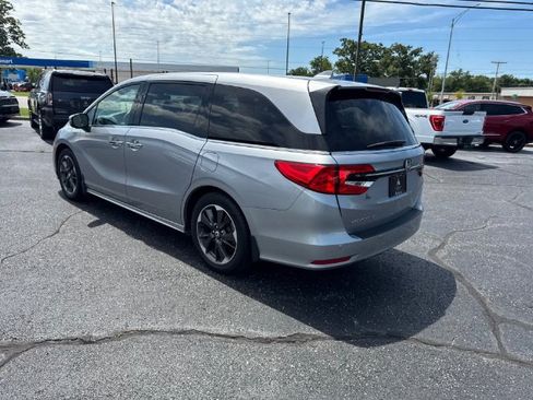 Used 2022 Honda Odyssey Elite image 2