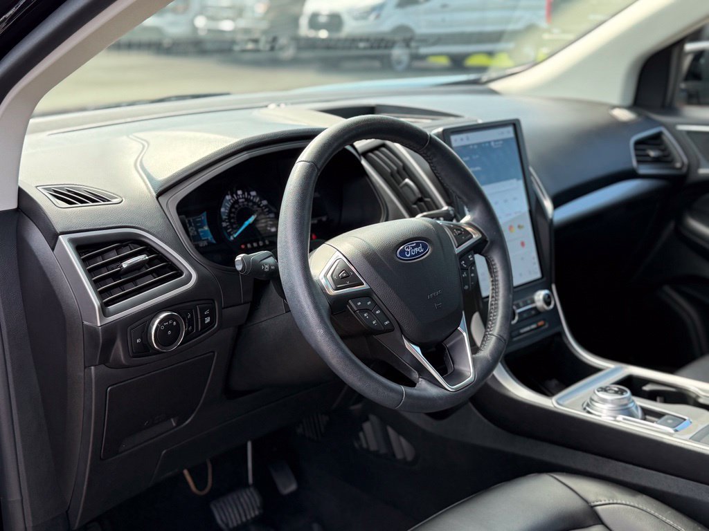 Used 2024 Ford Edge SEL w/ Convenience Package AWD/4WD image 13