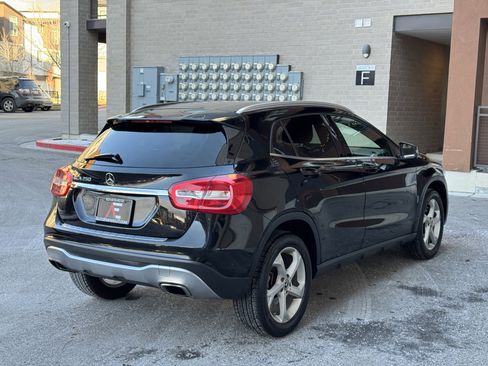 Used 2019 Mercedes-Benz GLA 250 image 8