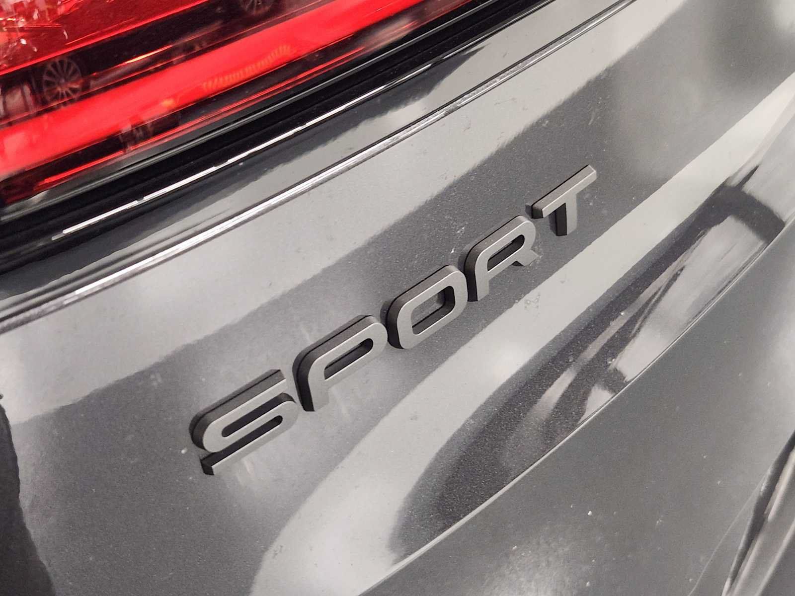 New 2026 Land Rover Range Rover Sport Dynamic SE AWD/4WD image 13